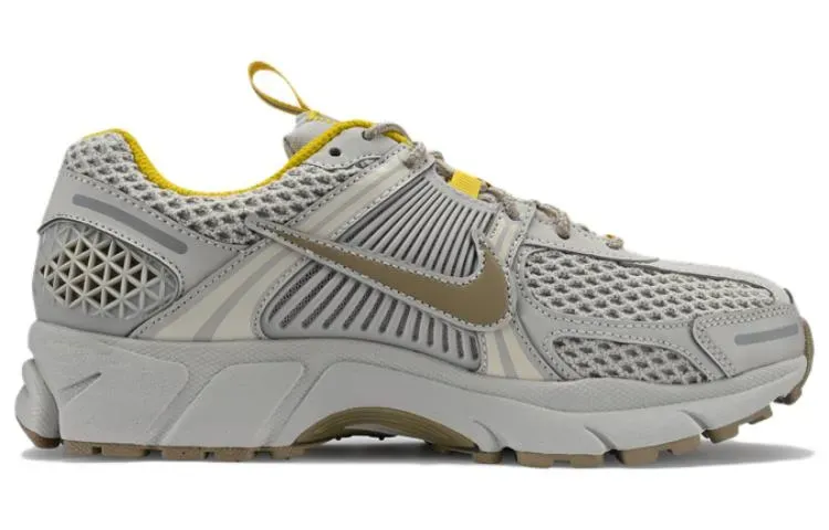 Nike Zoom Vomero 5 Light Bone Yellow 