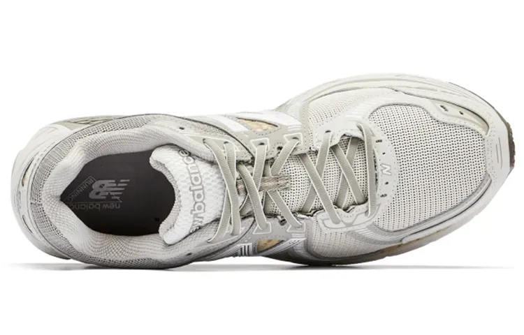 New Balance 860v2 Mars