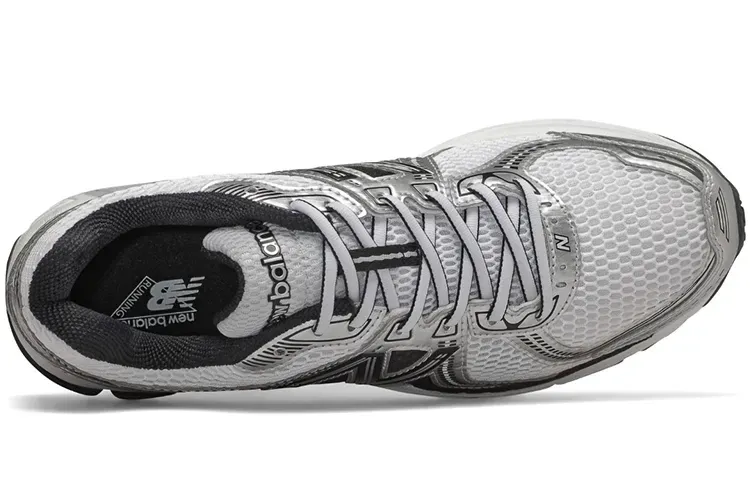 New Balance 860v2 Black White Silver