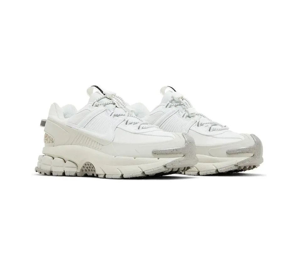 Zoom Vomero Roam 'Summit White'