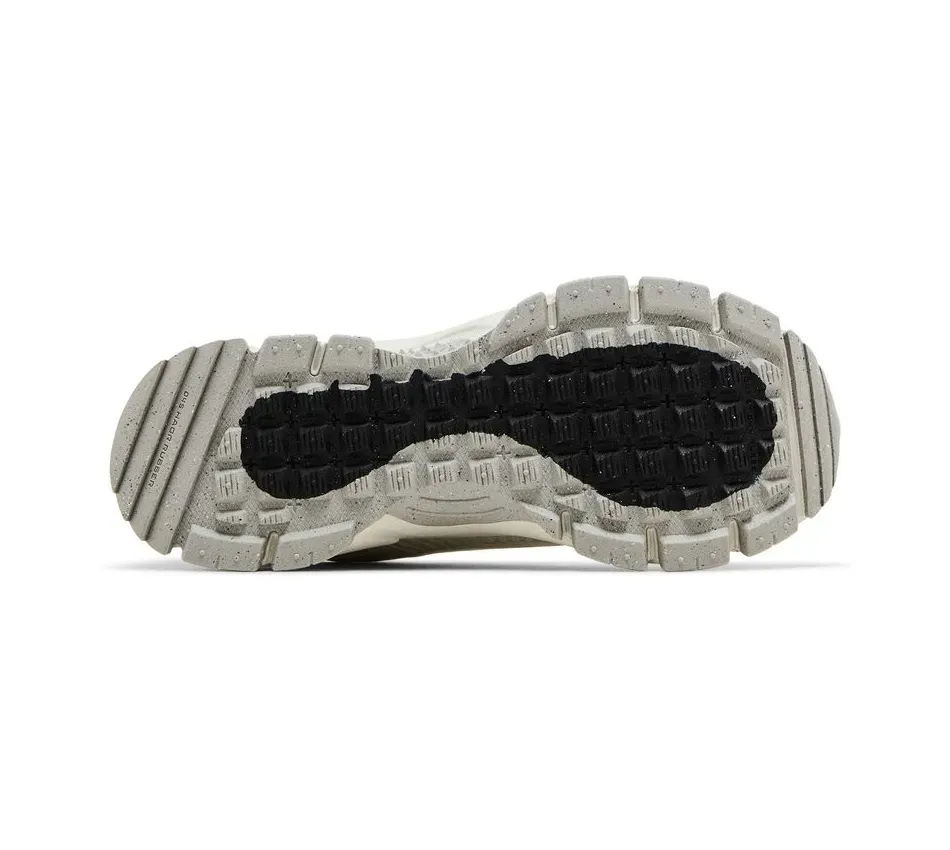 Zoom Vomero Roam 'Summit White'