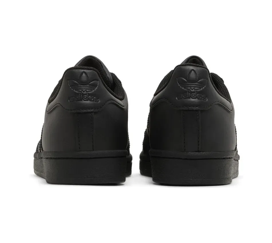 Superstar 'All Black'
