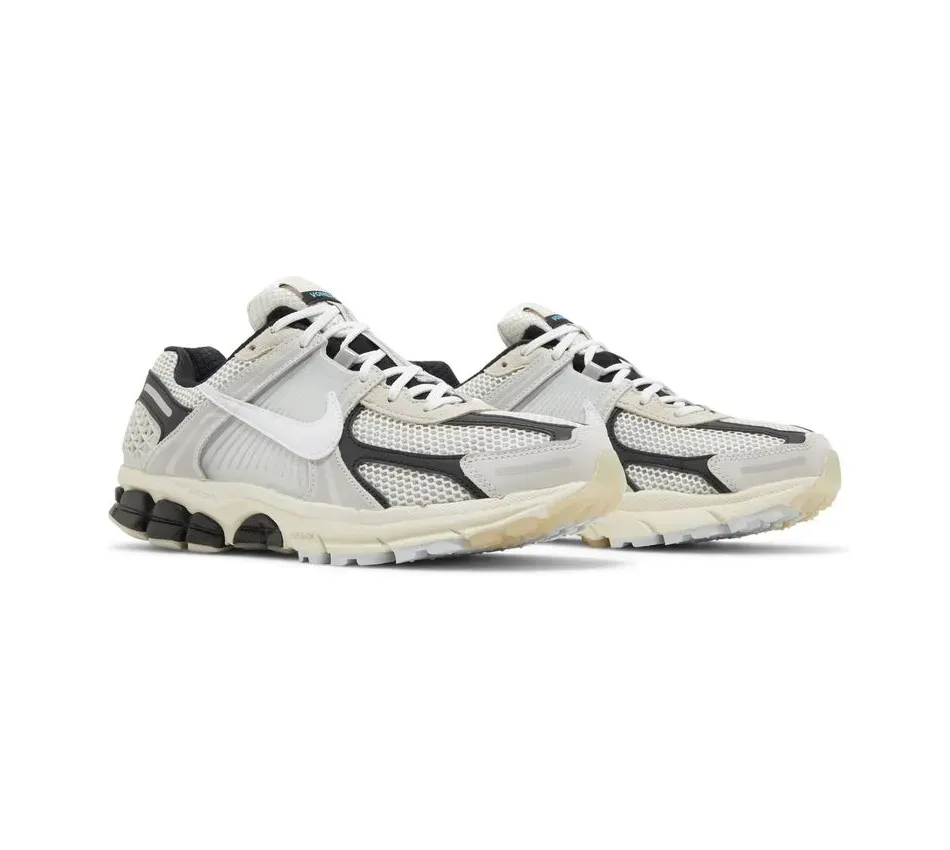 Air Zoom Vomero 5 'Supersonic'