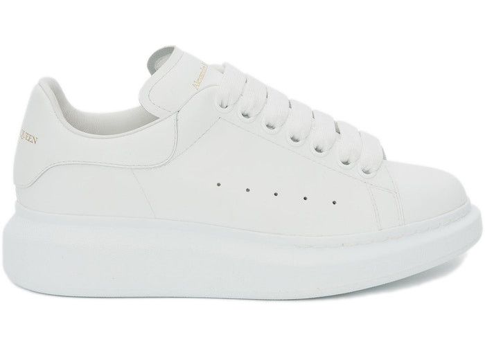 Oversized White фото