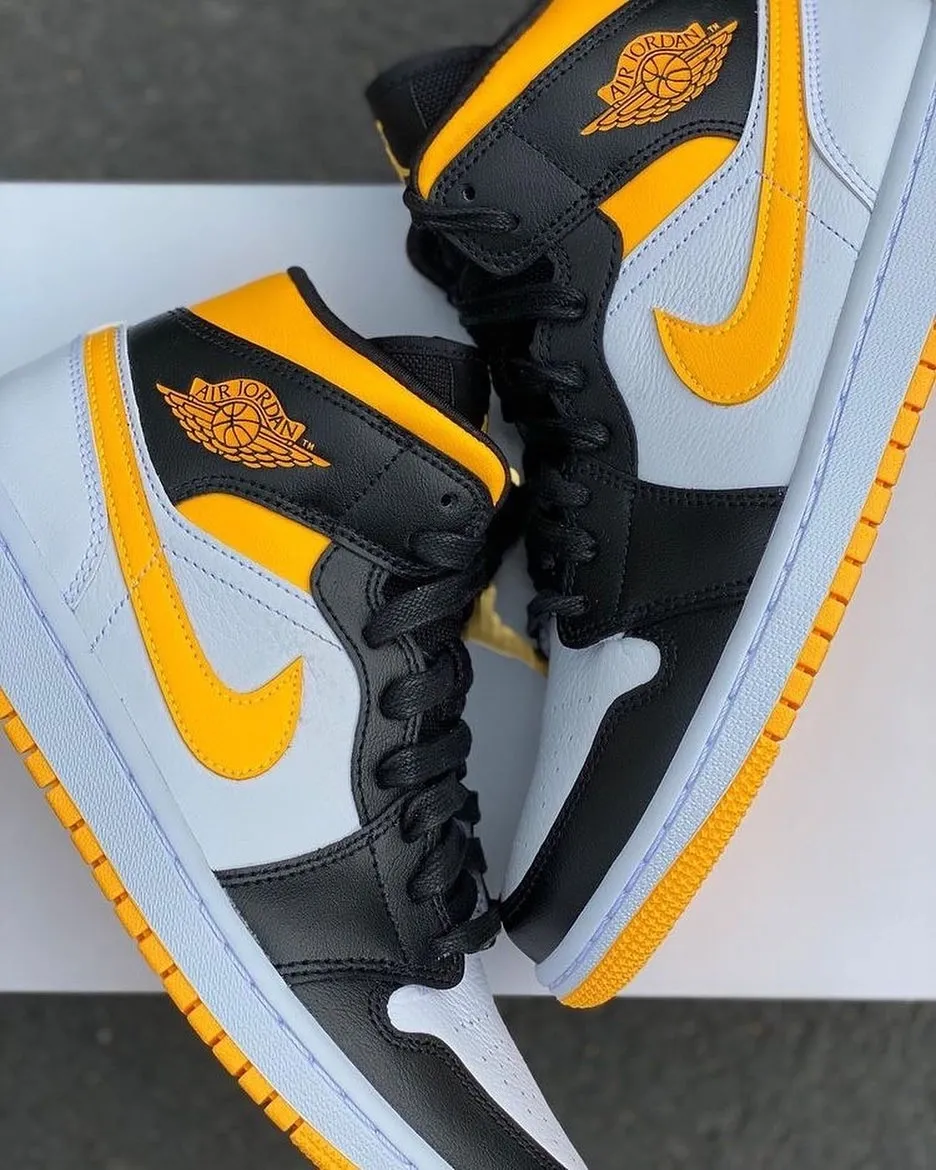 Air Jordan 1 Mid Laser Orange Black (2020) фото