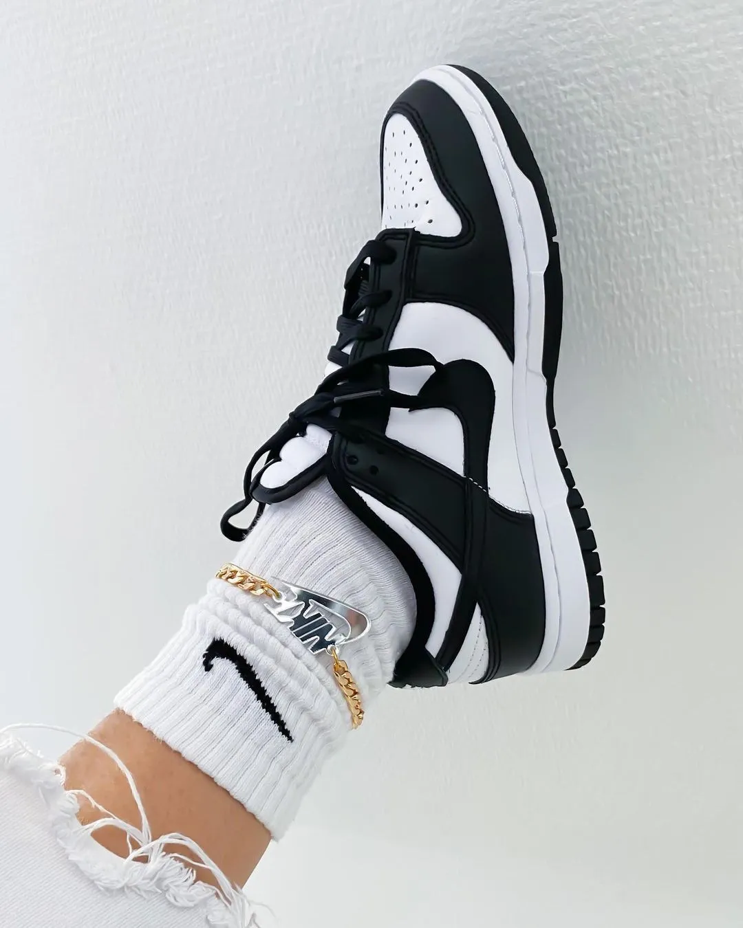 Dunk Low Retro Black White (2021) фото