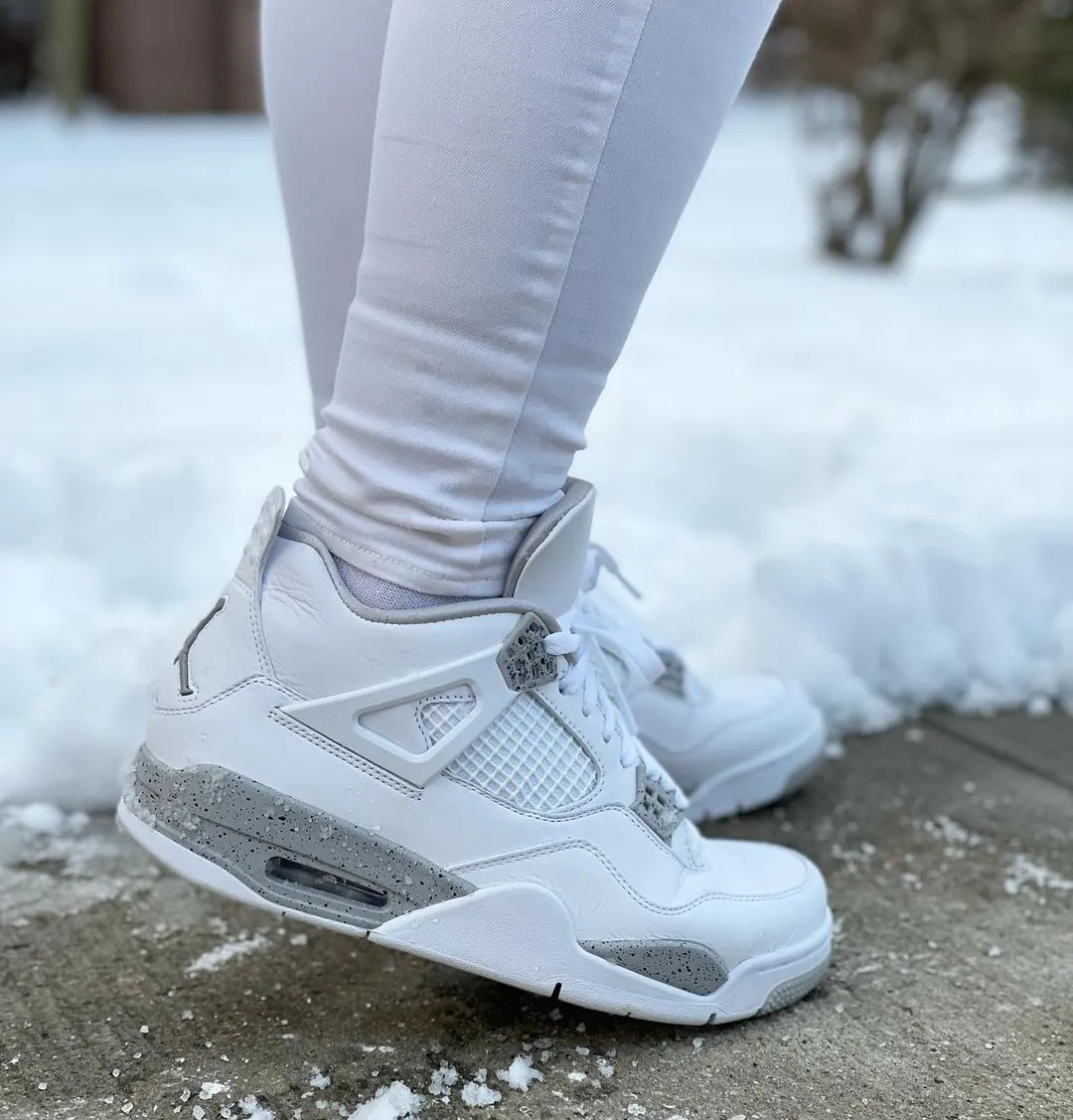 Air Jordan 4 White Oreo фото