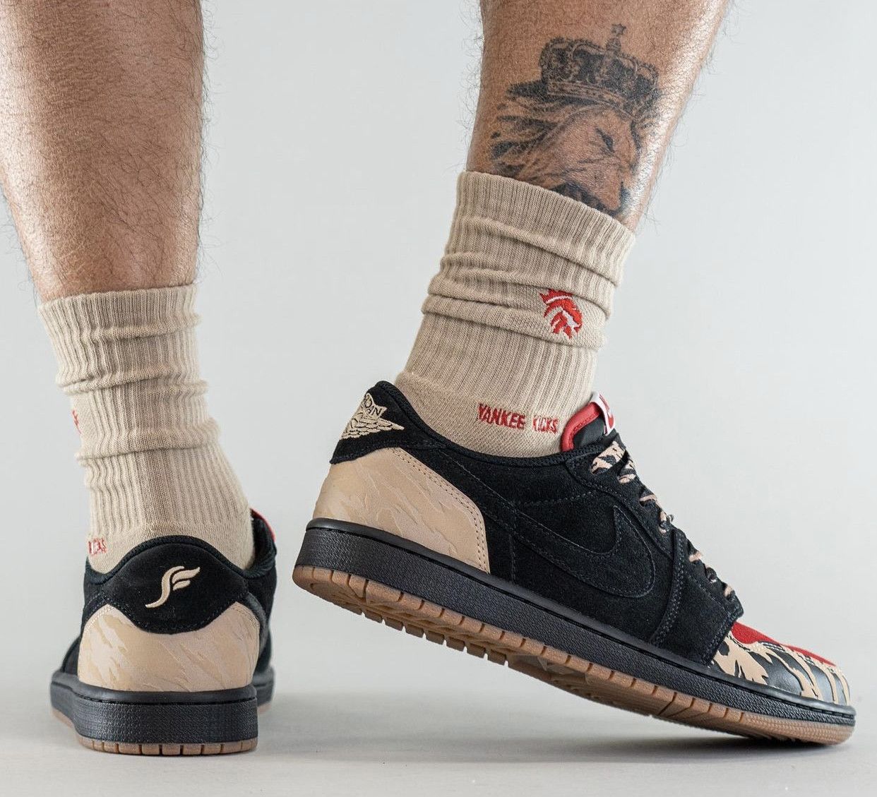 Air Jordan 1 Low Sole Fly x Air Jordan 1 Low Retro OG SP Verglades фото