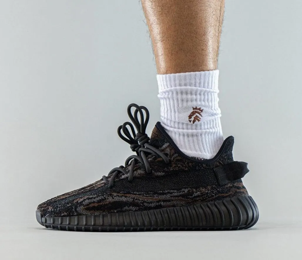 Yeezy Boost 350 V2 MX Rock фото