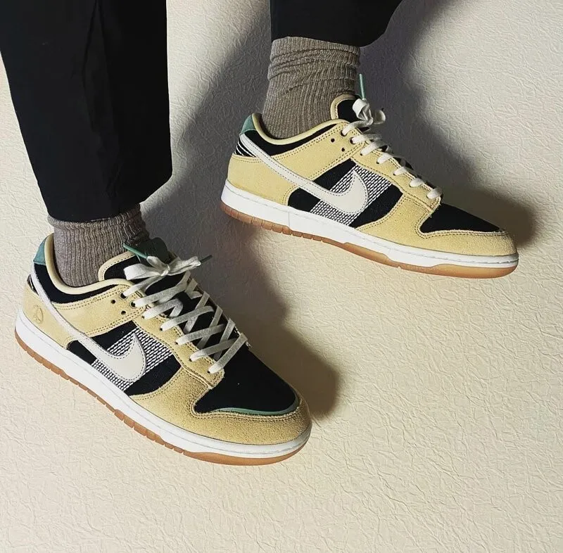 Dunk Low Rooted in Peace фото