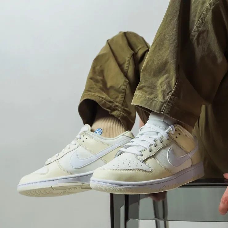 Dunk Low Coconut Milk фото