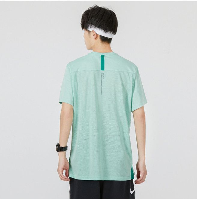 Dri-FIT Men's Short-Sleeve Green Training Top фото