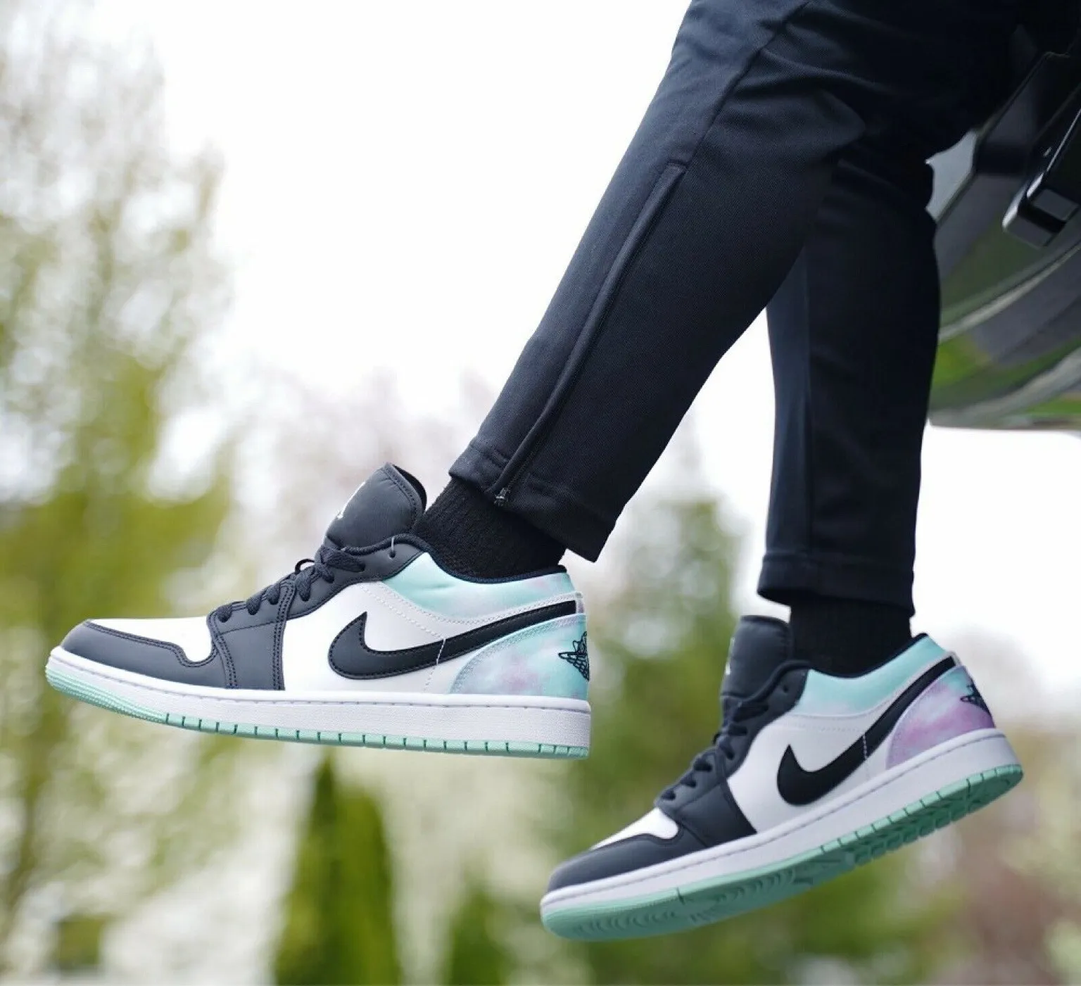 Air Jordan 1 Low Low Tie Dye фото