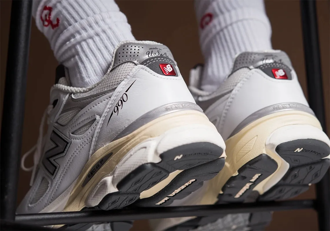 990 Teddy Santis x 990 V3 Sea Salt фото