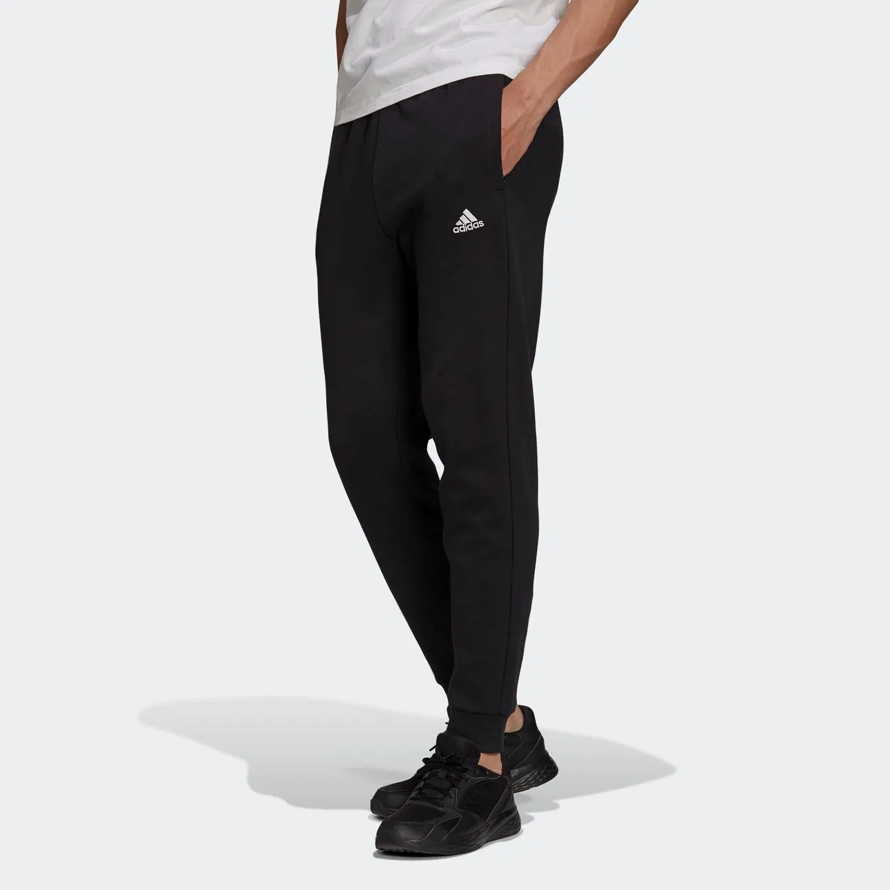 Logo Embroidered Pants фото