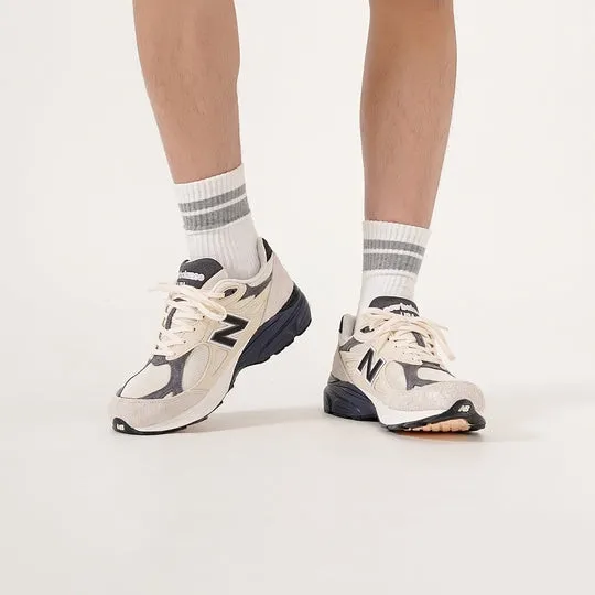 990 Teddy Santis x 990 V3 Moonbeam фото