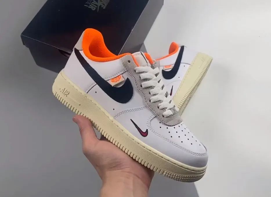 Air Force 1 Low Hoops Pack-White Total Orange фото