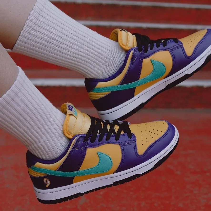 Dunk Low X Lisa Leslie SPARKS фото