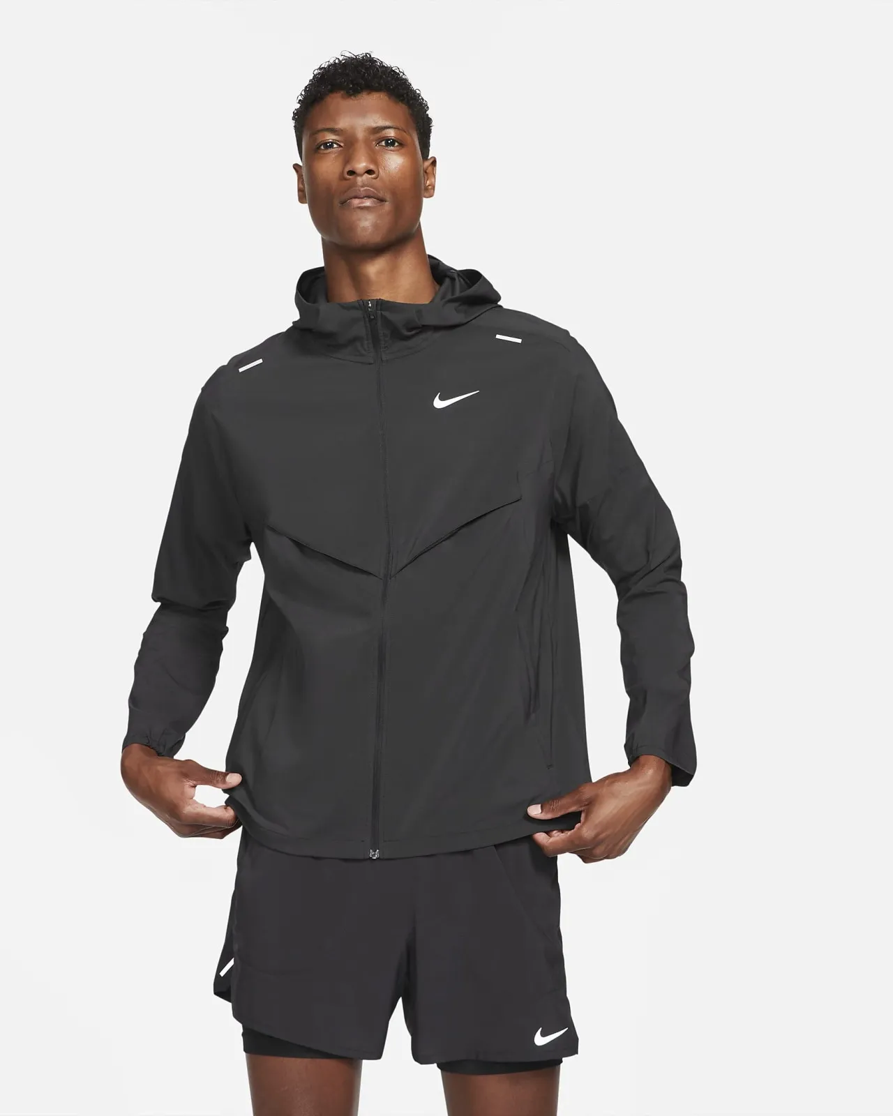 Windrunner Hoodied Running Jacket Black