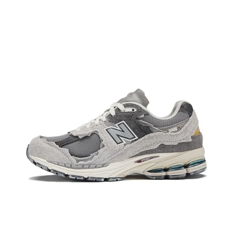 Низкие кроссовки New Balance 2002R 2002 r protection pack rain cloud (Серый) Унисекс