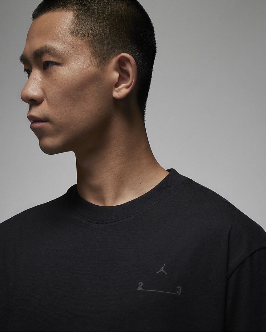 23 Engineered Tee Black фото