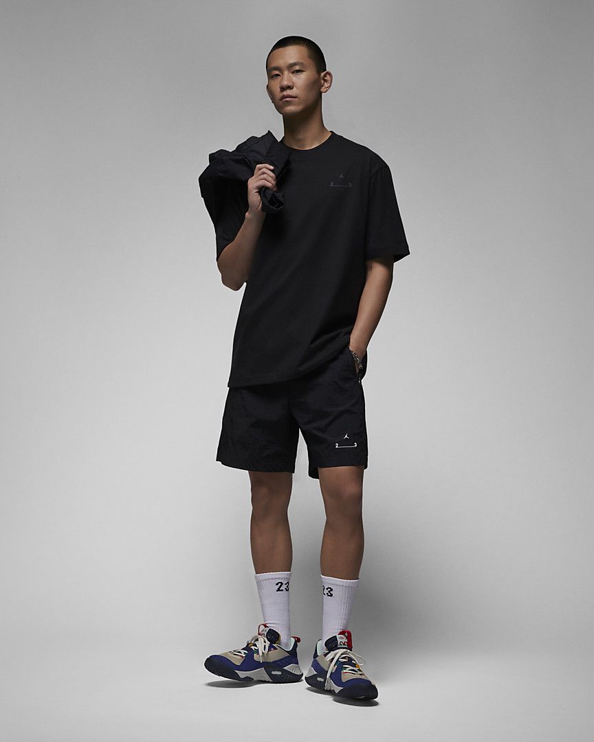 23 Engineered Tee Black фото