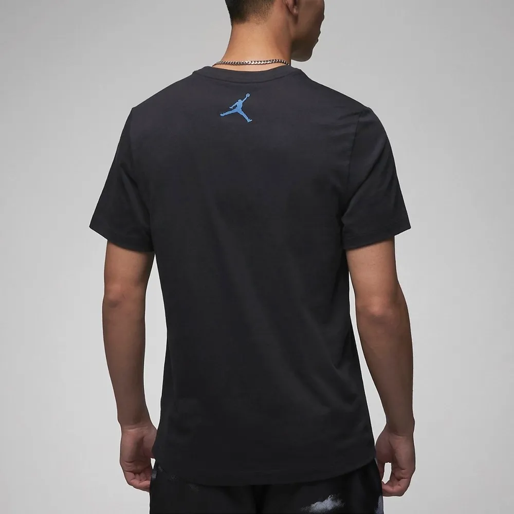 Essentials Sneakers Tee Black фото