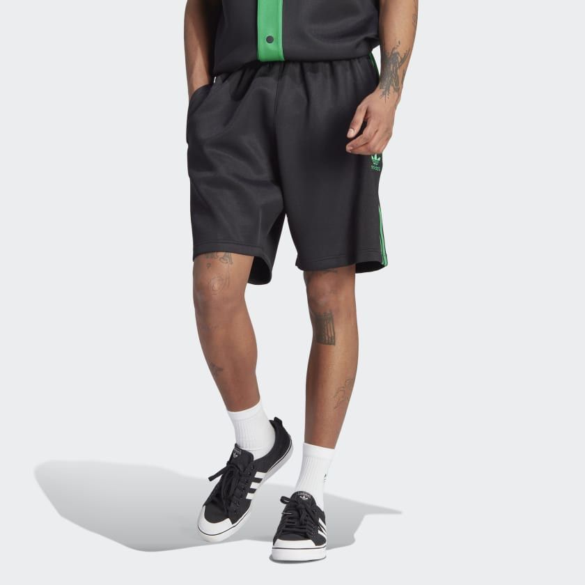 Adicolor Classics Shorts фото