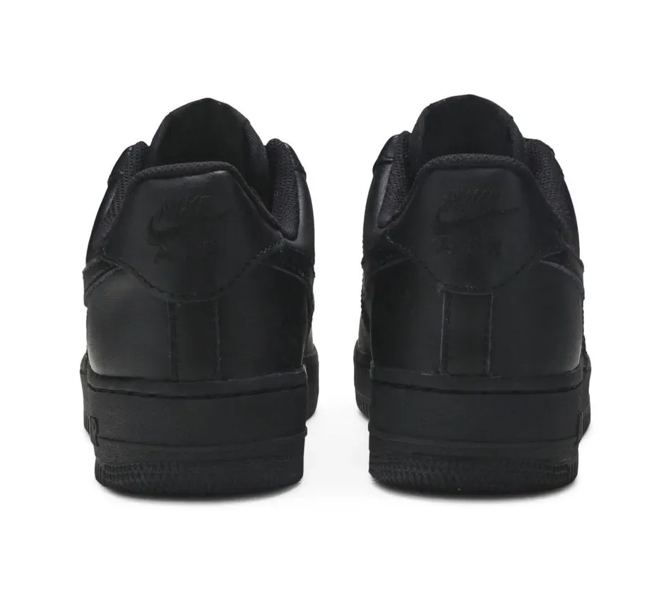 07 Black