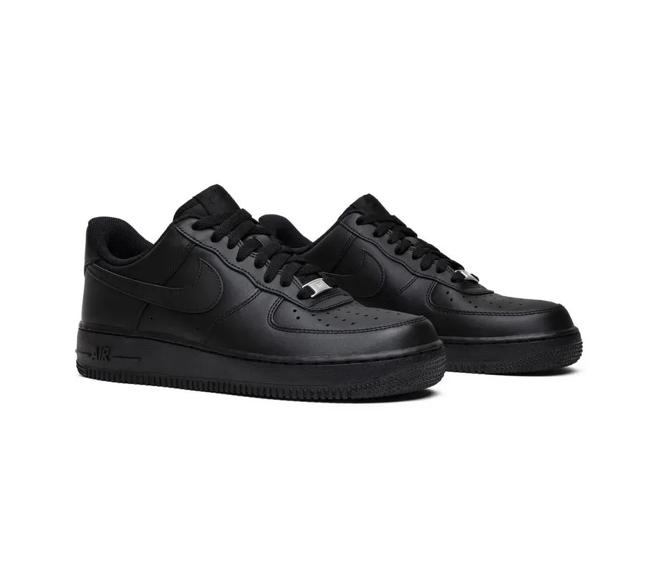 1 '07 Triple Black фото