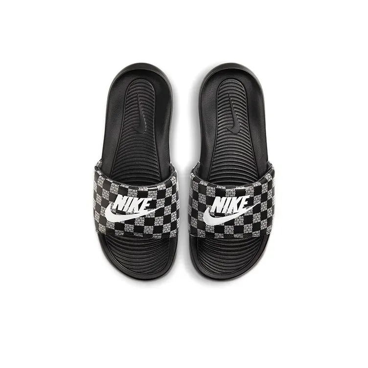 Victori One Slide Print Slippers Black фото