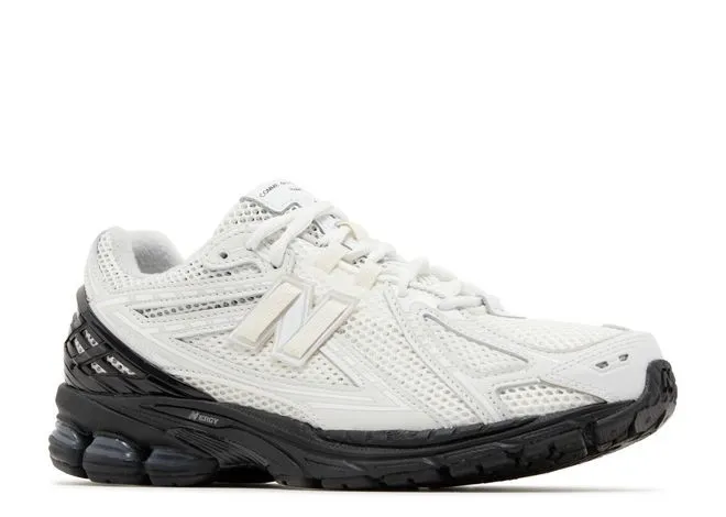 1906R X Comme Des Garcons Homme  White Black фото
