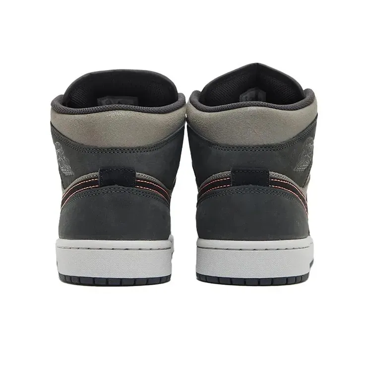 Air Jordan 1 Mid SE Night Stadium фото