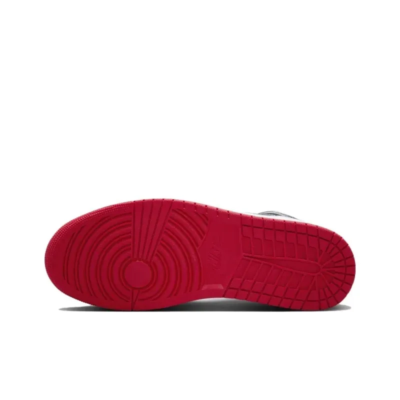 Air Jordan 1 Mid Bred Shadow фото