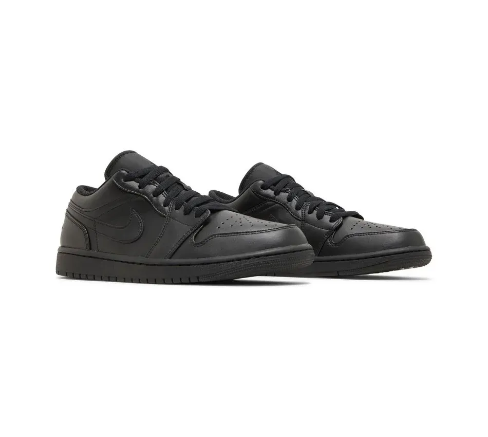 Air Jordan 1 Low 1 Low "Triple Black" sneakers фото