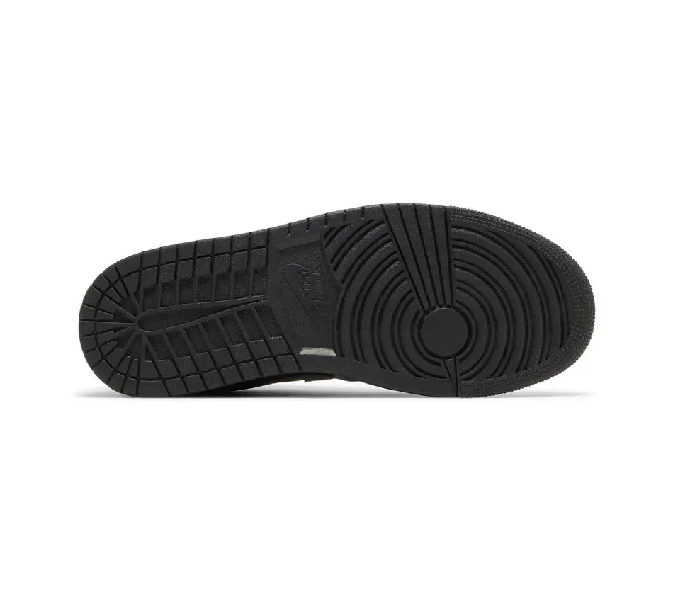 Air Jordan 1 Low 1 Low "Triple Black" sneakers фото
