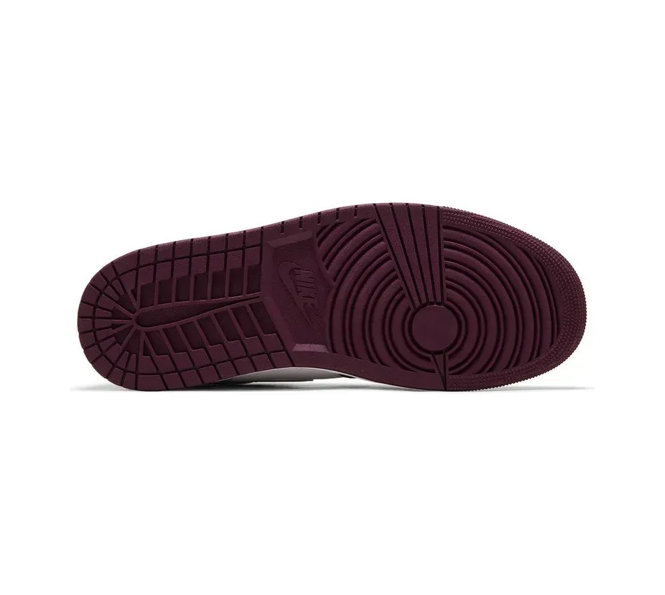 Air Jordan 1 High OG Bordeaux фото