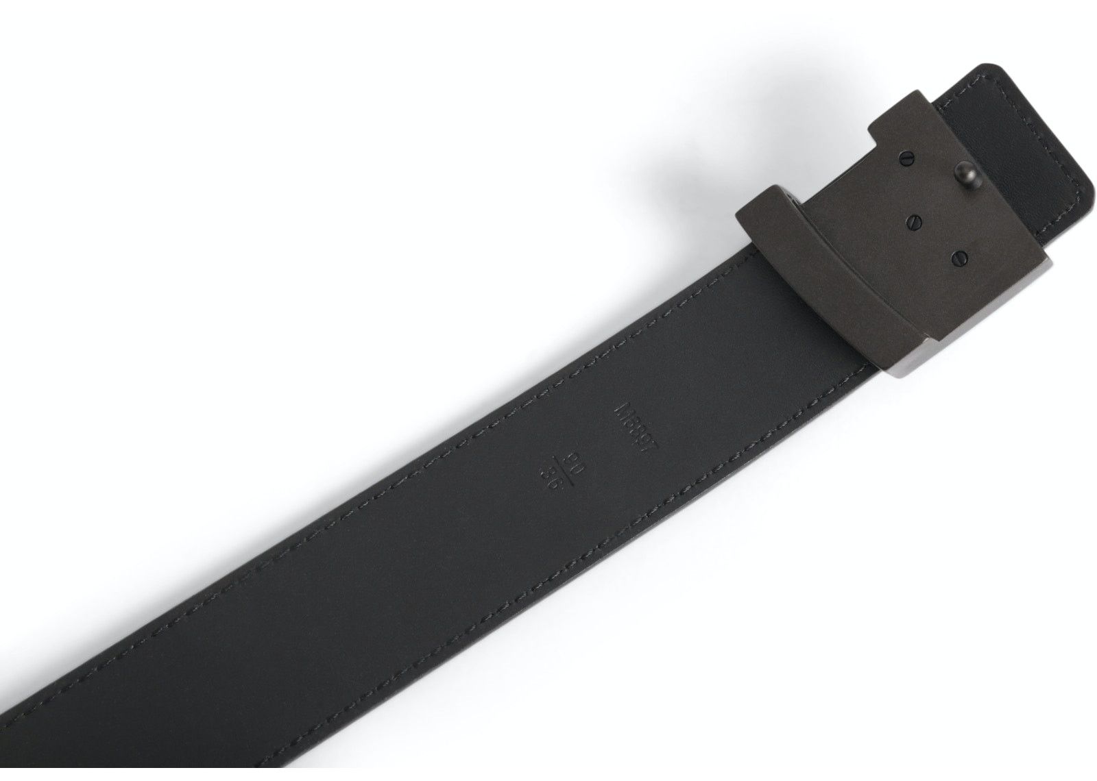 Louis Vuitton Initiales Belt Taiga Ardoise фото