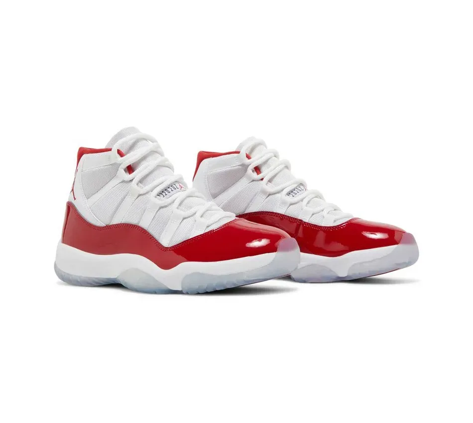 Air Jordan 11 Cherry фото