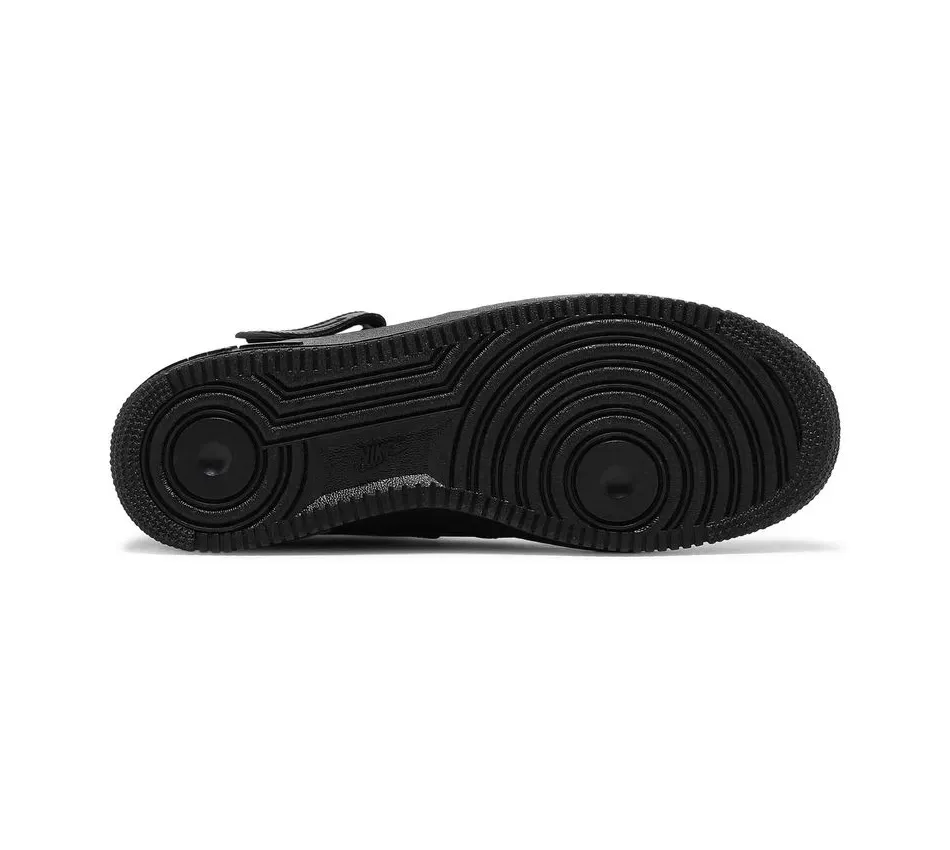 07 Triple Black