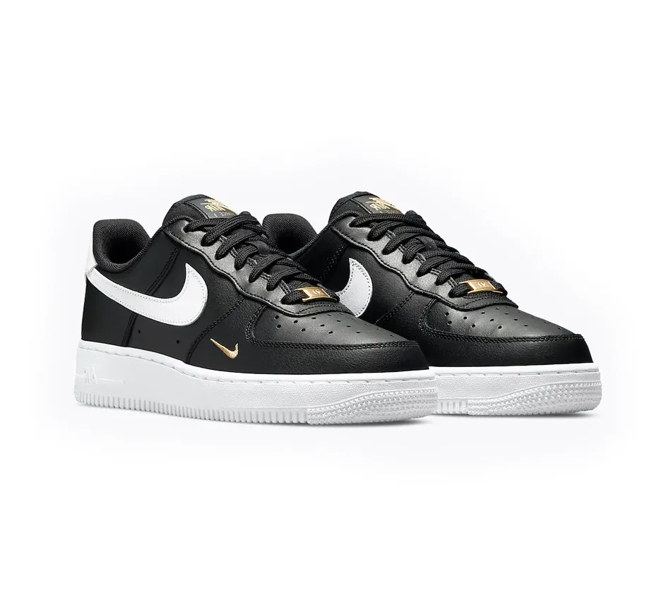 Air Force 1 Low Essential Black White фото