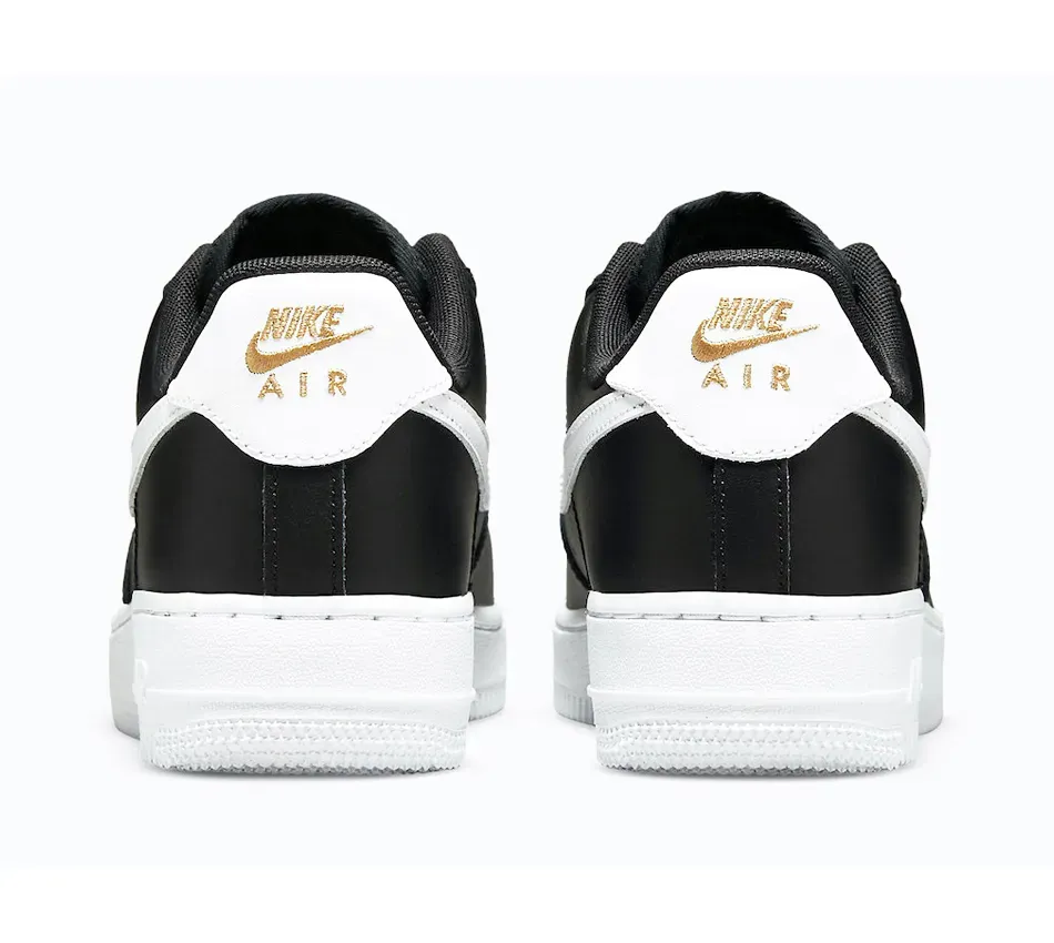 Essential Black White