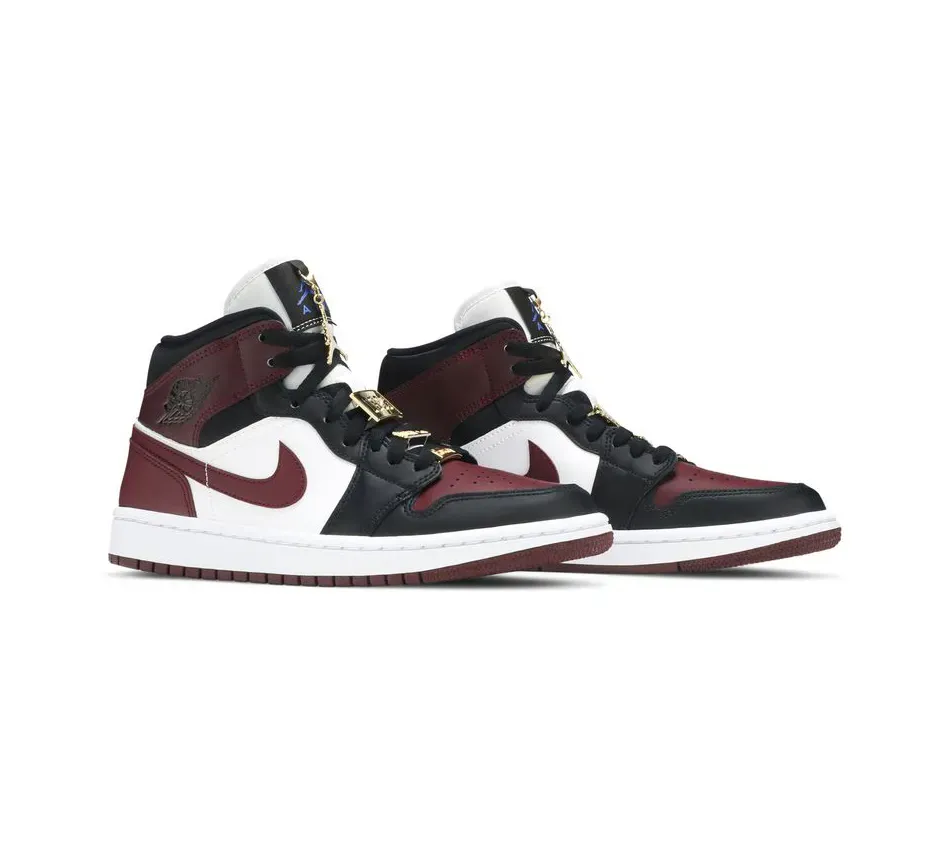 Air Jordan 1 Mid SE Gold Pendants фото