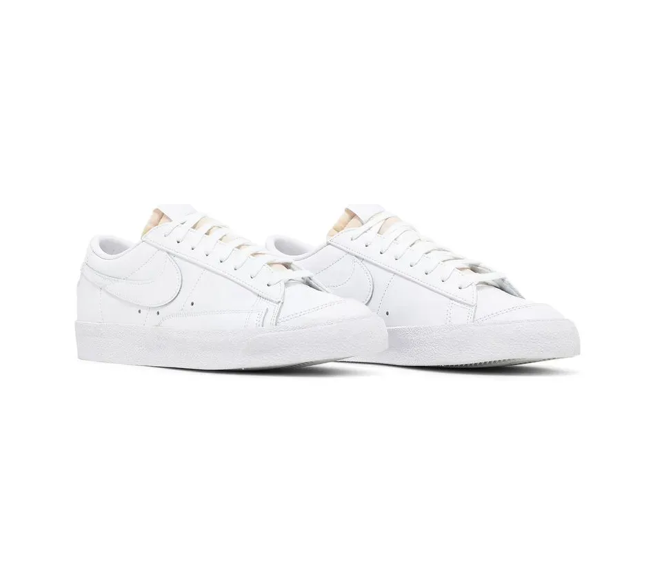 Blazer Low'77 Triple White фото