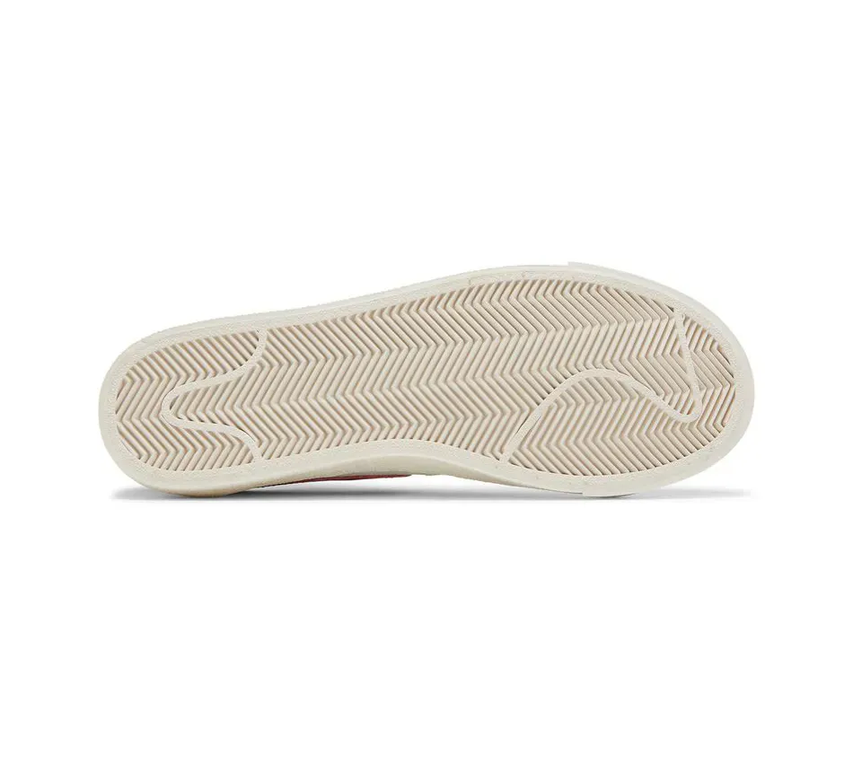 Blazer Low'77 White Team Red фото