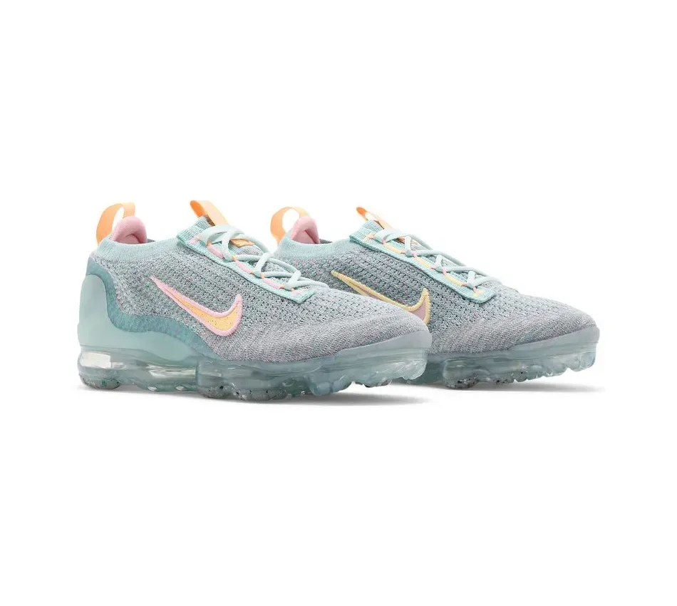 2021 Flyknit Light Dew