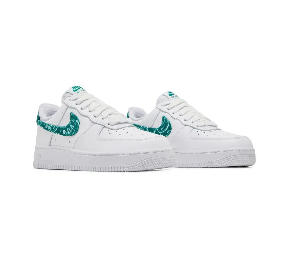 Essentials Green Paisley