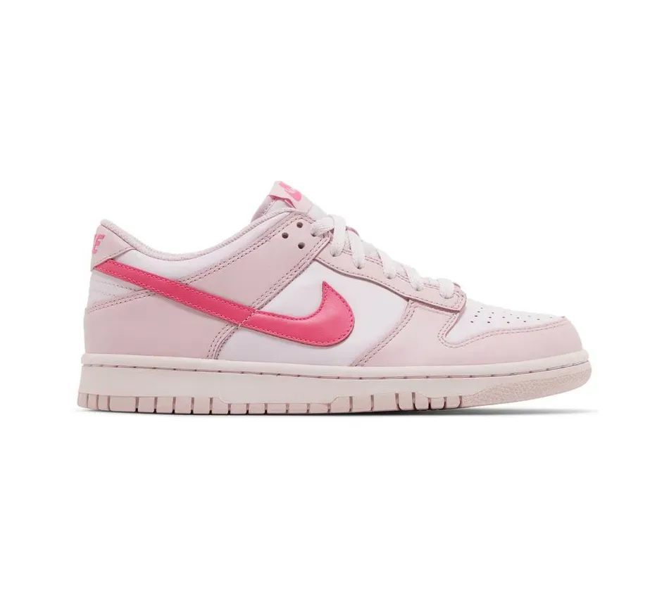 Dunk Low Triple Pink фото