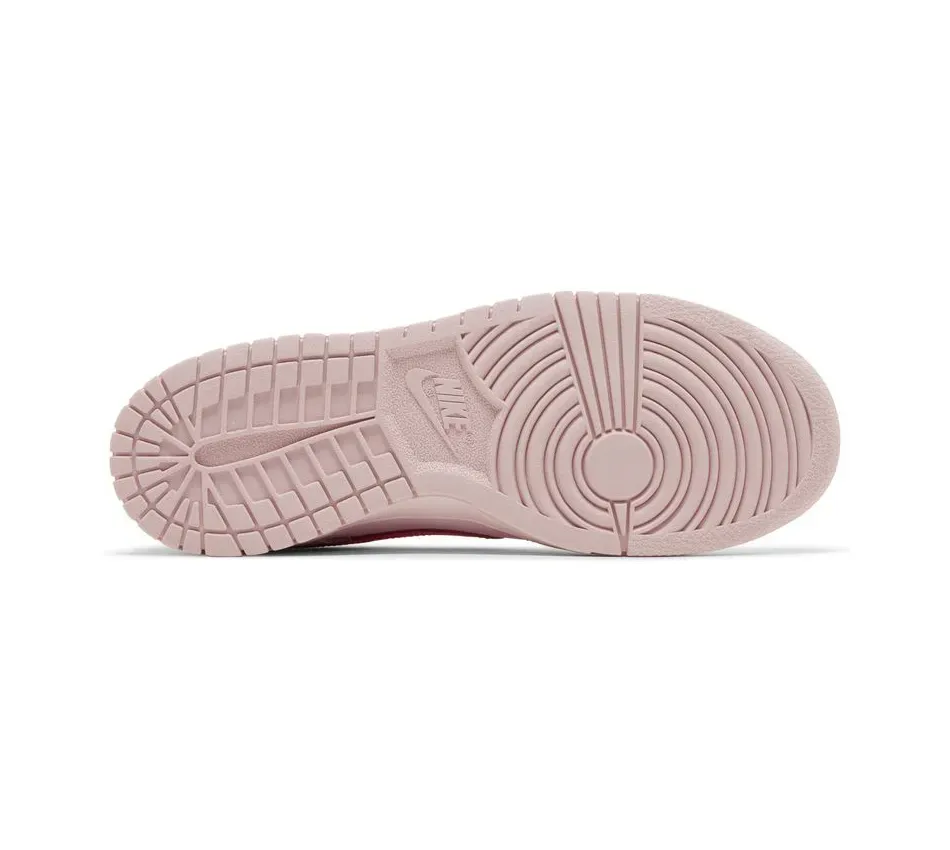 Dunk Low Triple Pink фото