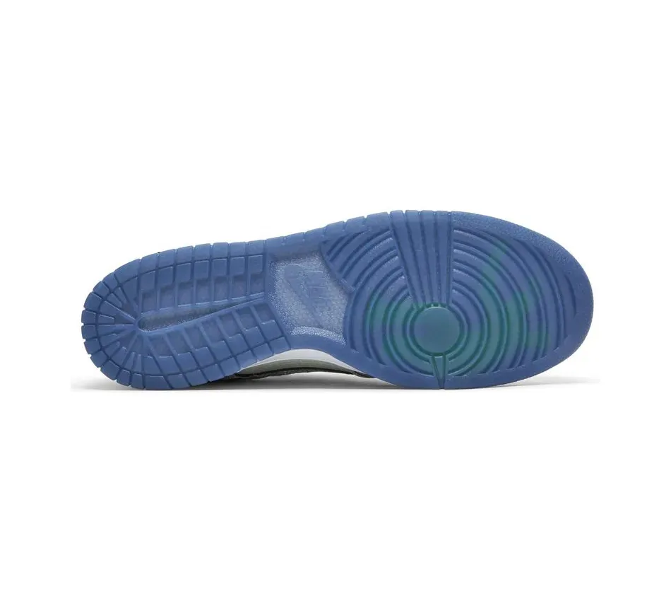 Dunk Low Passport Pack Pistachio фото